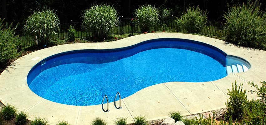 Bentuk kolam renang angka 8